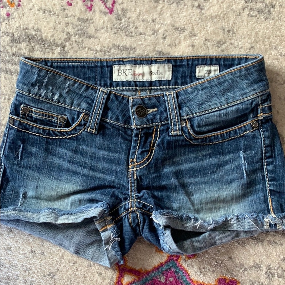 BKE Stella shorts